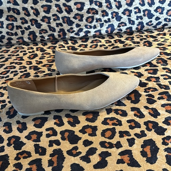 H&M beige flats size 6 - Picture 3 of 6